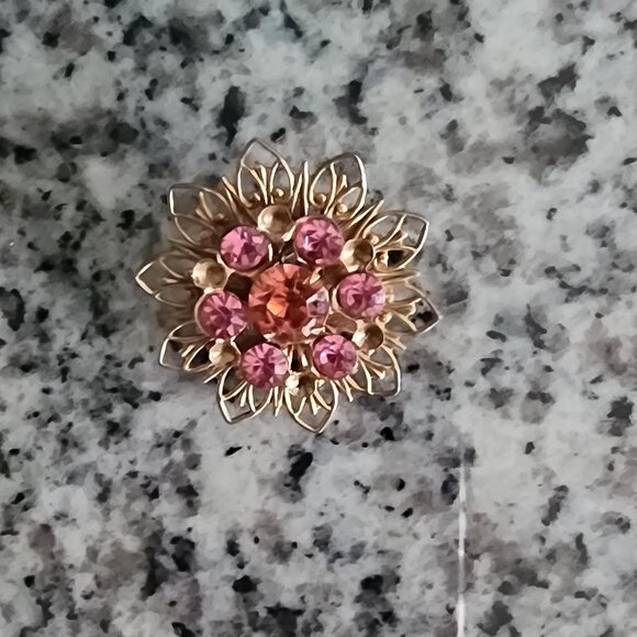 Vintage Pin Brooch w/ Pink Rhinestones-Gold-tone Flower with deep Pink Gemstones - Picture 10 of 11